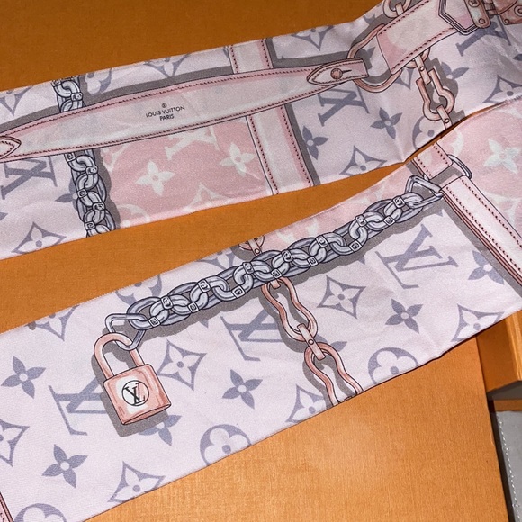 Louis Vuitton Bandeau - Picture 5 of 10